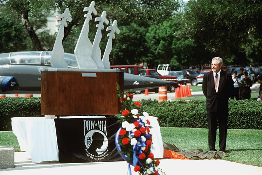 small missing man monument